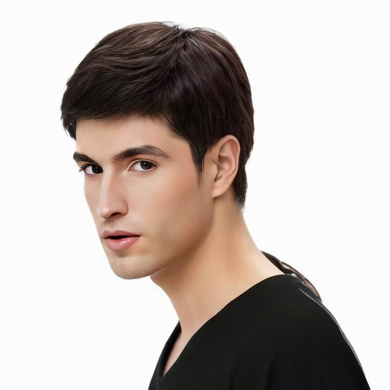 Men's handsome diagonal bangs, short straight hair